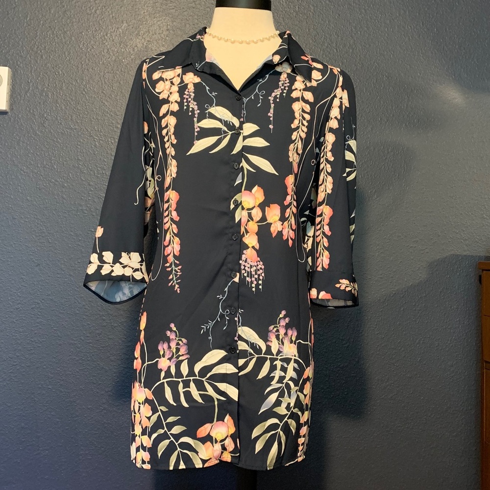 City Chic Topical Tunic Size 18